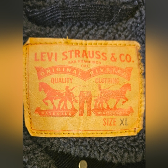 Levi's Mens Black Sherpa Trucker Jacket - Picture 7 of 8